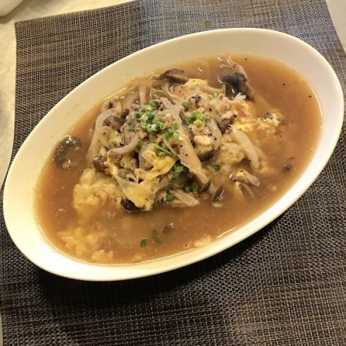 蘑菇亚洲烩饭风格日式汤