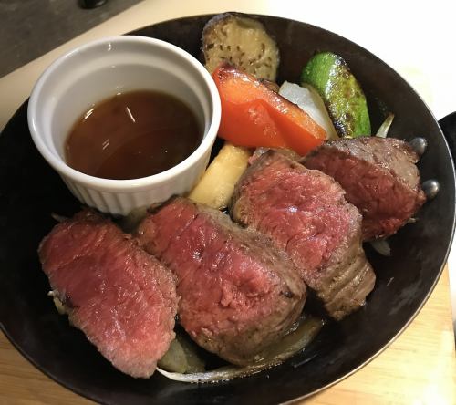 beef steak lunch