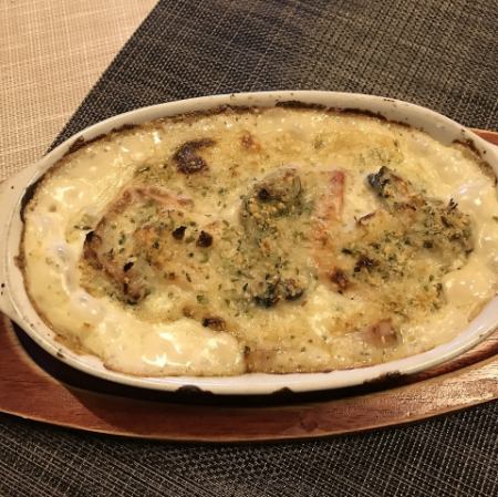 カキとエビのジャーマンクリームソースドリア