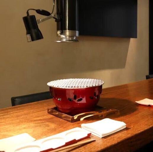 広々ゆったりのお席は、貸切もOK！幅広いご宴会シーンでご利用頂けます。美味しいお肉と豊富なドリンクをお楽しみください。