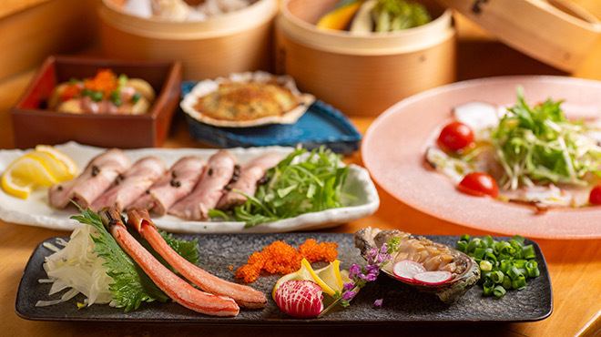 つけ麺と豊富な一品料理が楽しめる大人の隠れ家居酒屋