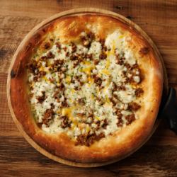 ボロネーゼピザ