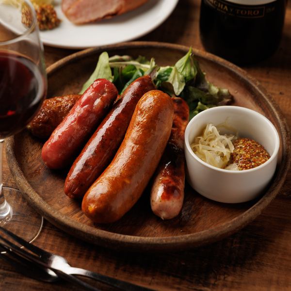 《送別会歓迎会に》飲み放題付きコースは3500円~ご用意◎自慢の'"ヒキニク"料理をご堪能ください。