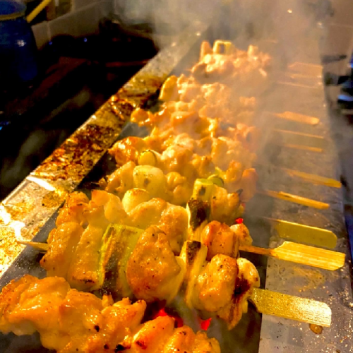 【笑なりの看板メニュー】炭火焼き鳥各種ご用意しております☆