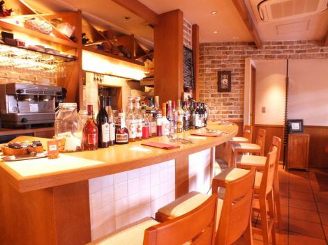 The interior of the restaurant makes you feel like you are in a country town in Italy.The reason why the staff who care for customers with smiles is loved by many people as well as regular customers ☆ Please spend a blissful time in a cozy shop ♪