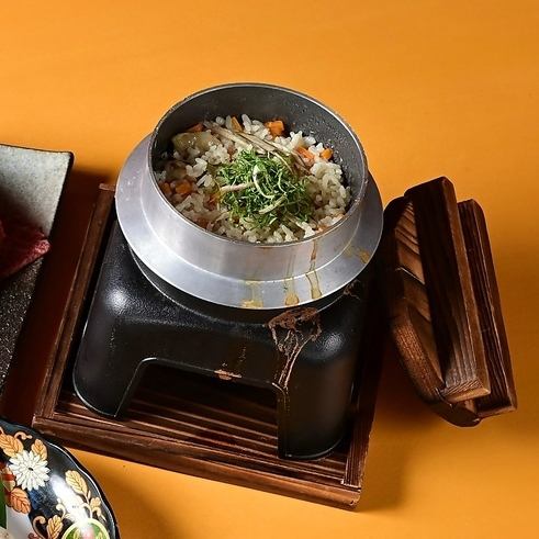 釜めし～アサリとホタテバター～