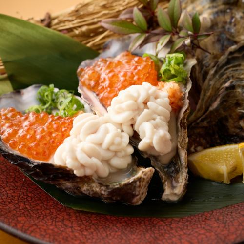 Winter only!! Raw oysters with salmon roe and soft roe
