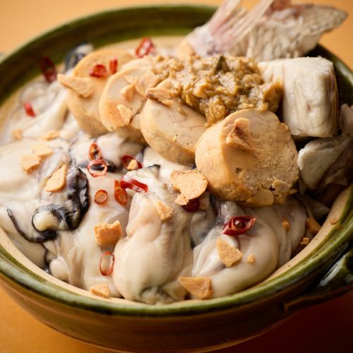 Winter limited hotpot showdown!! ◎ Milt and monkfish liver gout red hotpot