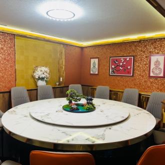 【二楼私人房间】*私人房间需加收5%服务费。