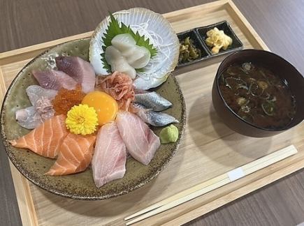 【最受欢迎！】Omakase 海鲜盖饭