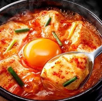 【신등장】5단계로 매운맛 선택할 수 있는 재료 듬뿍 볼륨 만점 치게 냄비 코스 전 7품 음료 무제한 4,000엔