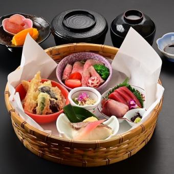 華御膳（揚げ物）◆4,230円(税込)