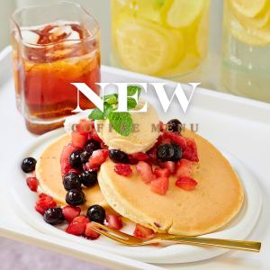 Today's dessert - Berry pancakes with Earl Grey iced tea