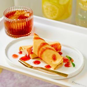 イチゴクレープ