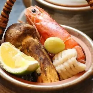 [Limited Time Offer] Enjoy the flavors of autumn, including matsutake mushrooms and fresh Pacific saury. Mitsuhashi Autumn Course: 8 dishes, 7000 yen (tax included)