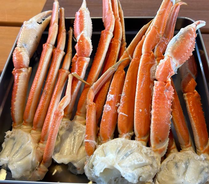 [Super luxurious] The banquet set also includes real snow crab ♪