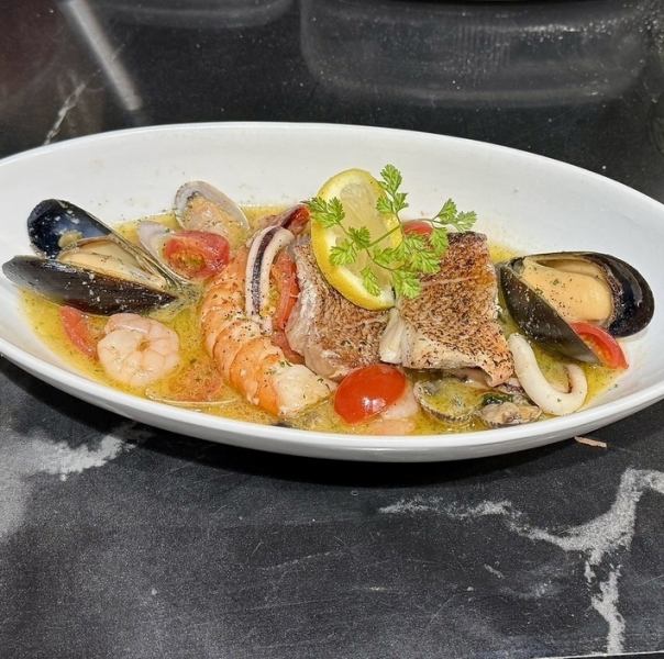 [You can thoroughly enjoy the natural flavor of fish ☆] Aqua Pazza 1,638 yen (tax included)