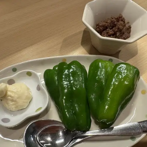 ピーマンの肉詰め