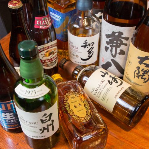 月替わりの日本酒と定番ドリンクを、どなたでもお気軽に