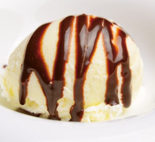 chocolate vanilla ice cream