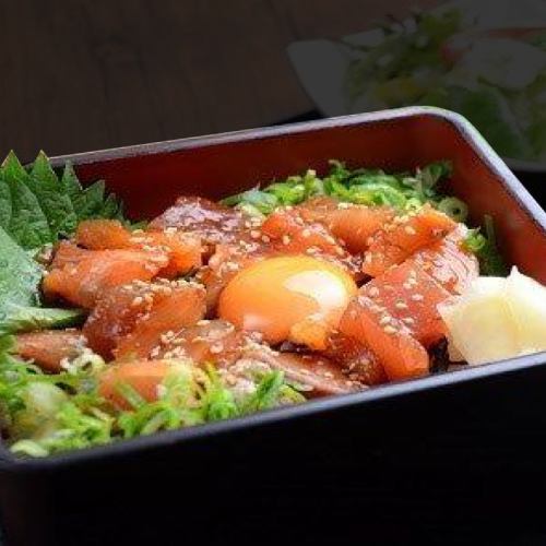 Spicy seafood tartare rice bowl