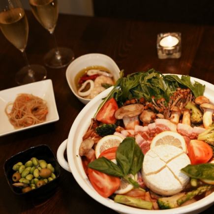 【忘年会・新年会】肉バルで楽しむ濃厚トマト鍋コース〈全5品＋デザート〉6000円＋飲み放題OK