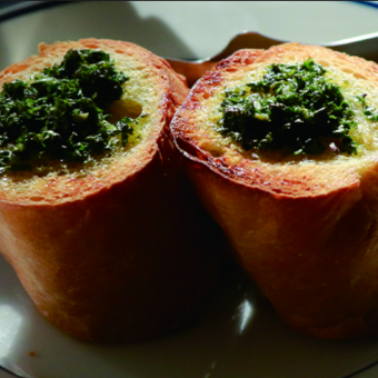 バケット（エスカルゴバター乗せ）