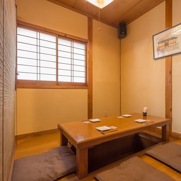 [Banquet use is also welcome!] The tatami mat seats, which are also recommended for banquets, are prepared by digging, so you can stretch your legs and enjoy your meal slowly ♪ Additional 15 people ~ can be reserved ◎ We can guide up to 25 people, so please feel free to contact us by phone if you wish ☆