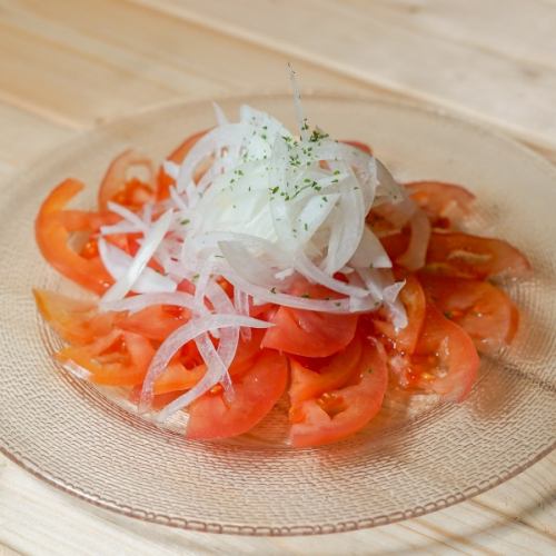 トマトオニオンスライスサラダ
