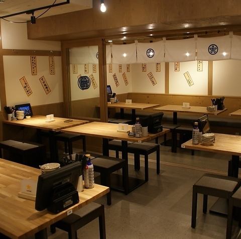 人数に応じて大中小宴会空間をご用意！ごゆっくりお過ごし下さい