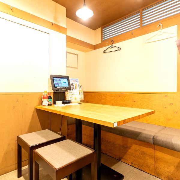 活気ある店内で乾杯！！2人でしっとり飲みたい時にもオススメ♪