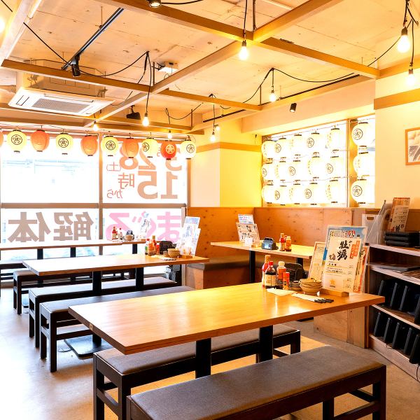 大中小宴会が愉しめるよう宴会スペースを完備。ついつい長居してしまう落ち着いた空間で、美味しいお料理をお楽しみください！