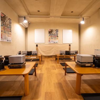 【アクセスも良好】JR富良野駅から徒歩3分と好立地で遠方からでもアクセスしやすいです☆店内はアットホームな雰囲気で、居心地の良さが自慢です。テーブル席や小上がり席があり、友人や家族との集まりにぴったりです！