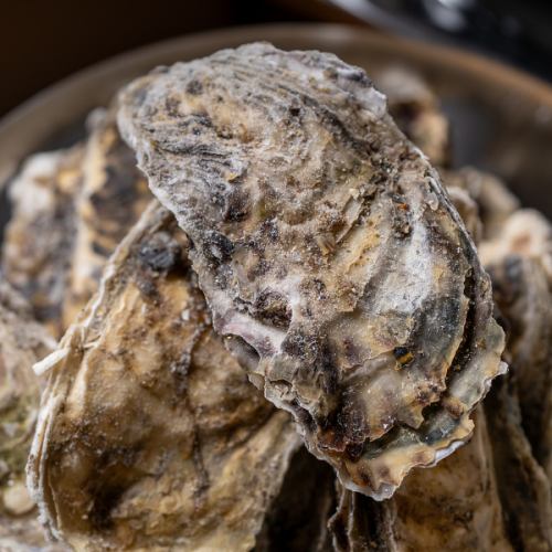 新鮮な牡蠣を蒸し焼きにするカンカン焼きがイチオシ！