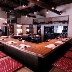 Counter seats with a great atmosphere