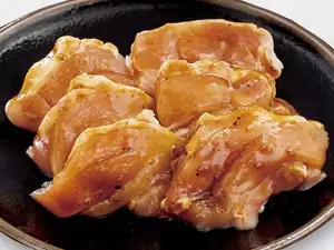 国産鶏もも(たれ・塩だれ・旨辛)　各