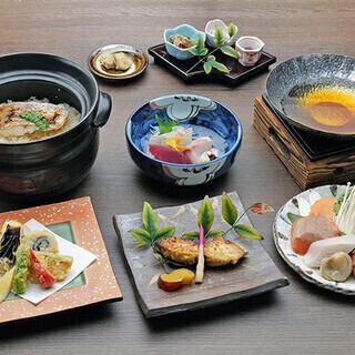 【ランチタイム限定コース】暑い夏にサッパリとしたお料理全9品3,300円(税込)