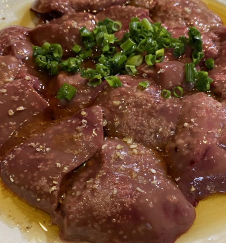 鶏の生レバー