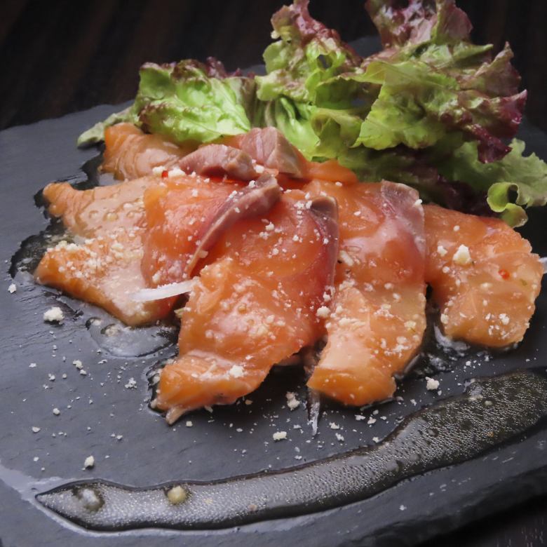 サーモンのカルパッチョ