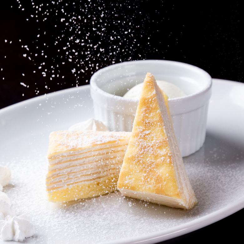 ミルクレープ バニラアイス添え