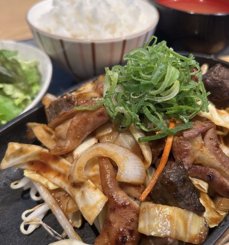ホルモン炒め定食