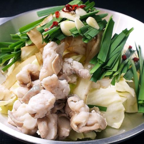 【国産の生もつと国産の野菜を使用】　本場博多の味