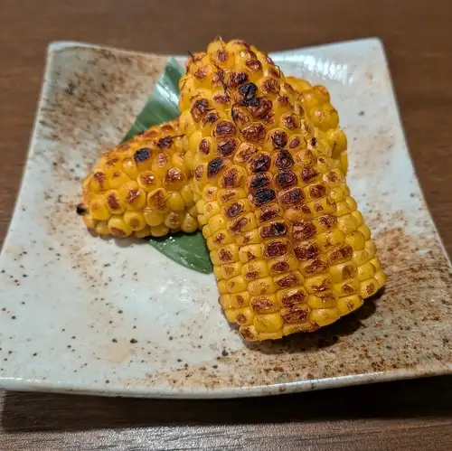 焼きとうもろこし