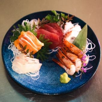 Assortment of 5 kinds of sashimi