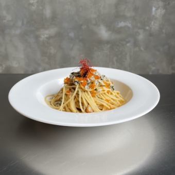 Peperoncino with perilla and whitebait