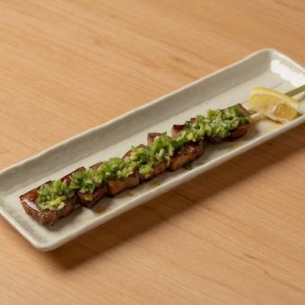 ジャンボ厚切り牛タン串