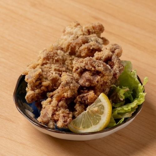 特大でんすけげんこつ唐揚げ(1ケ)
