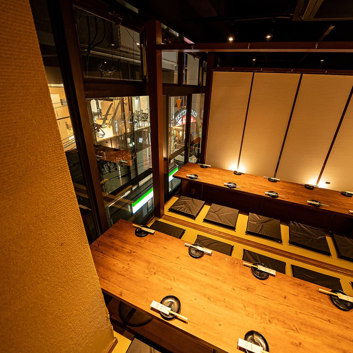 1 minute walk from Sannomiya! A Japanese restaurant with a private room with a night view