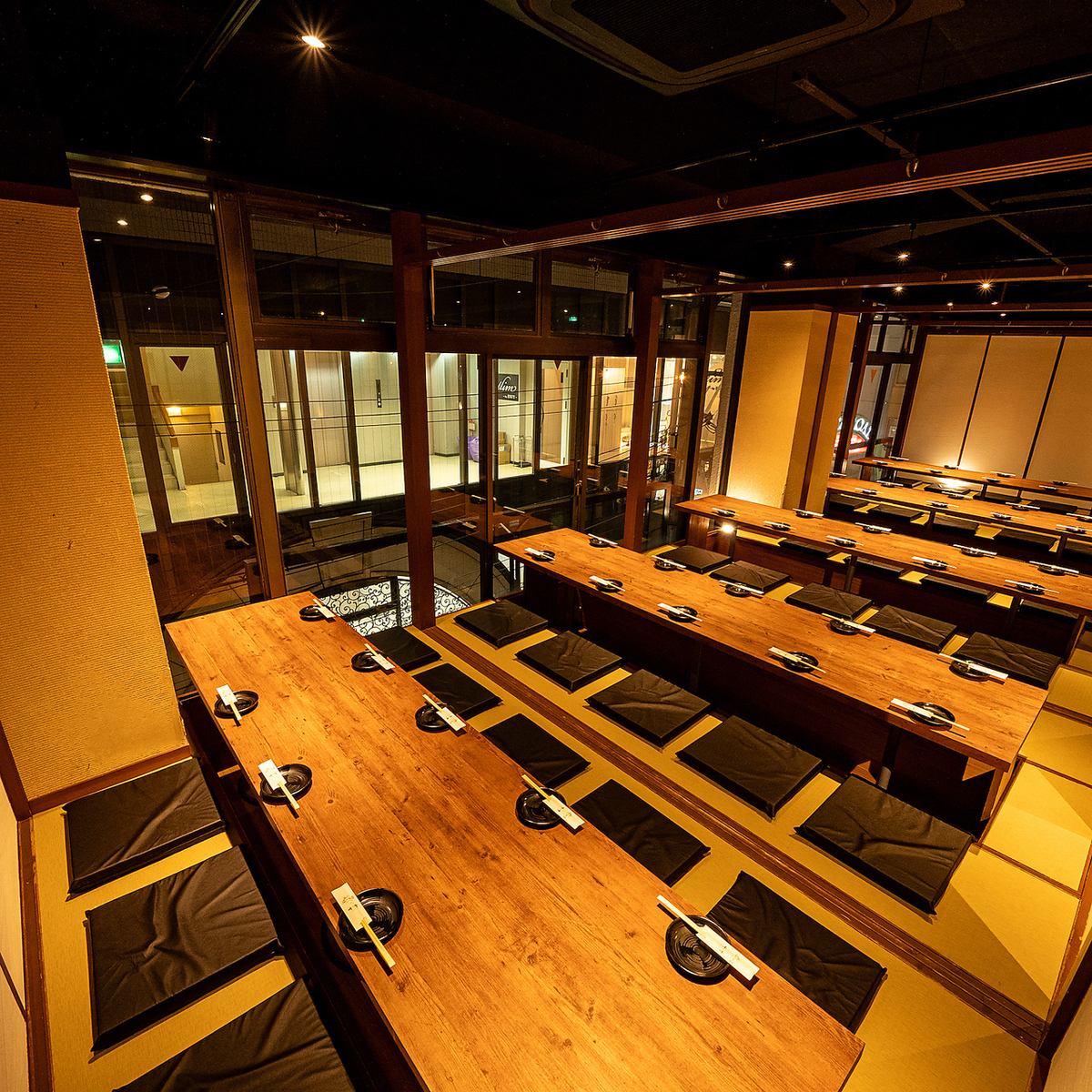 1 minute walk from Sannomiya! A Japanese restaurant with a private room with a night view