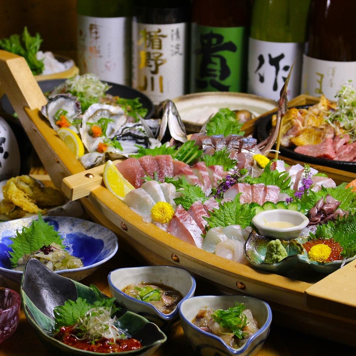 Located right next to Higashimon Street! Large and small private rooms available, accommodating up to 80 people! This is the perfect place for your year-end party!